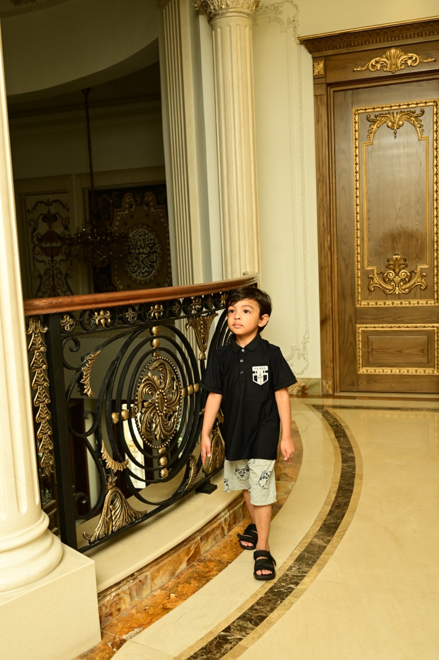 ✨ Prada Kids Premium Black Polo T-Shirt 👕🌟